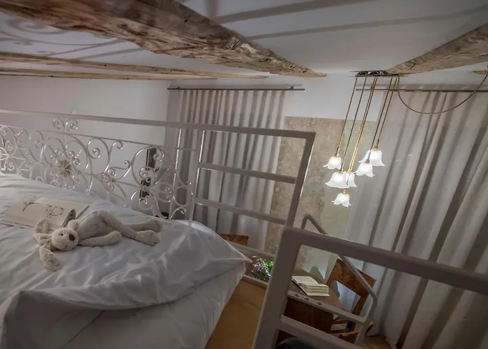 Karinatura * リュブリャナ